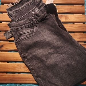 a.n.a Capris